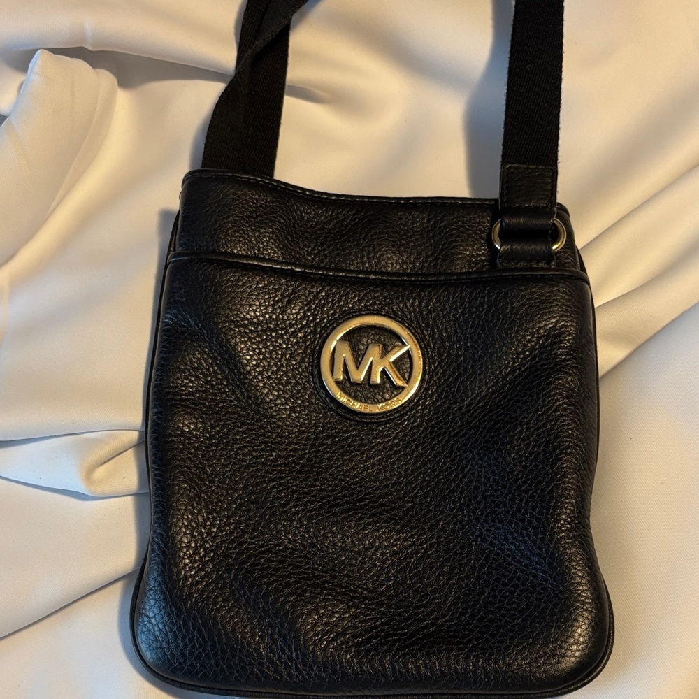 Michael Kors Fulton Black Leather Shoulder Bag